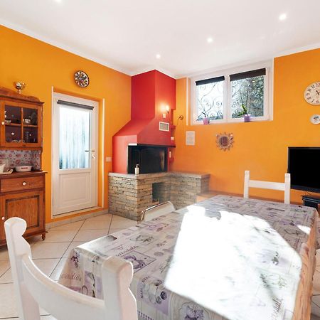 Casa Bella Appartement Intra Buitenkant foto